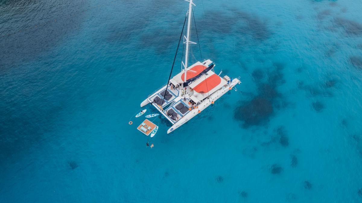 Party Catamaran 75ft