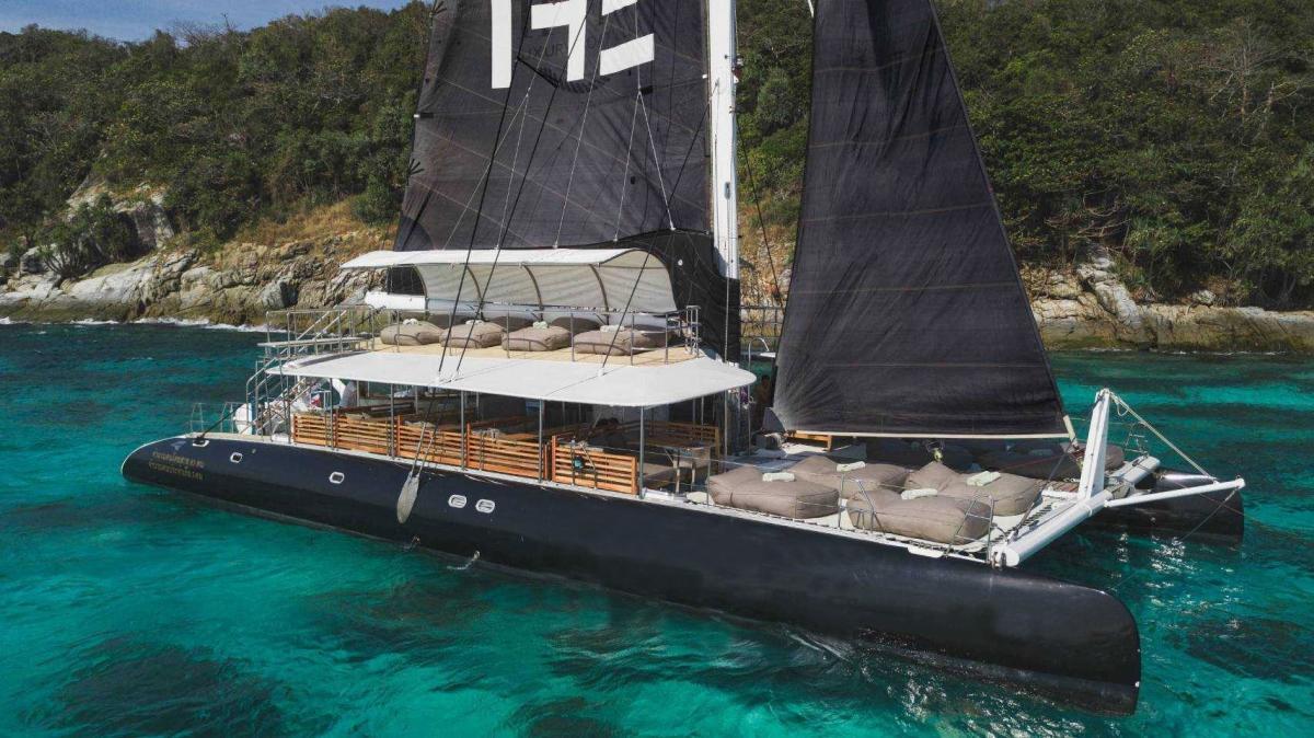 Party Catamaran 80ft