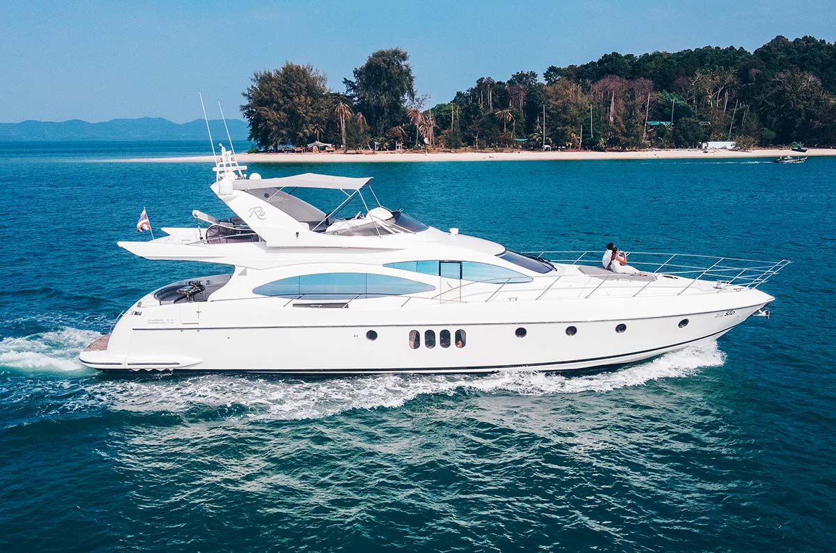 Azimut 68ft