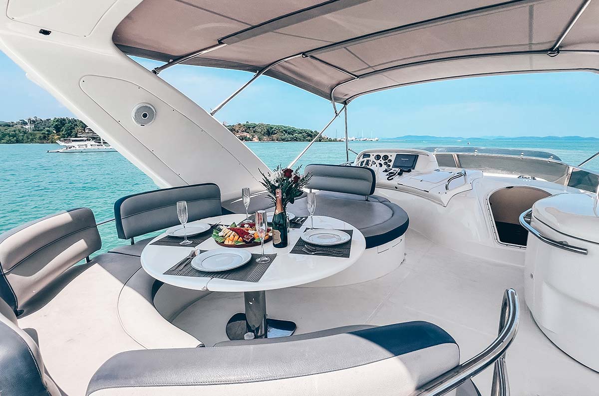 Azimut 68ft