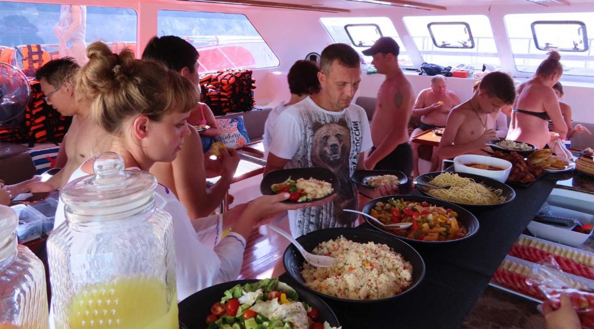 Power Catamaran 46ft