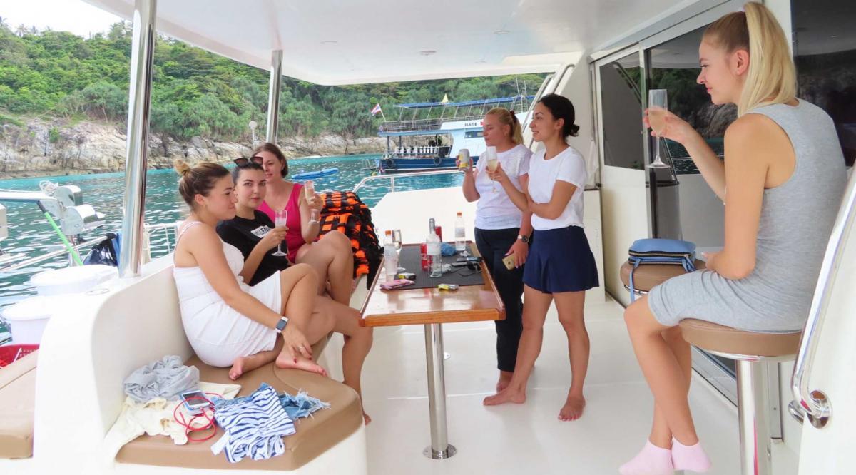 Power Catamaran 46ft