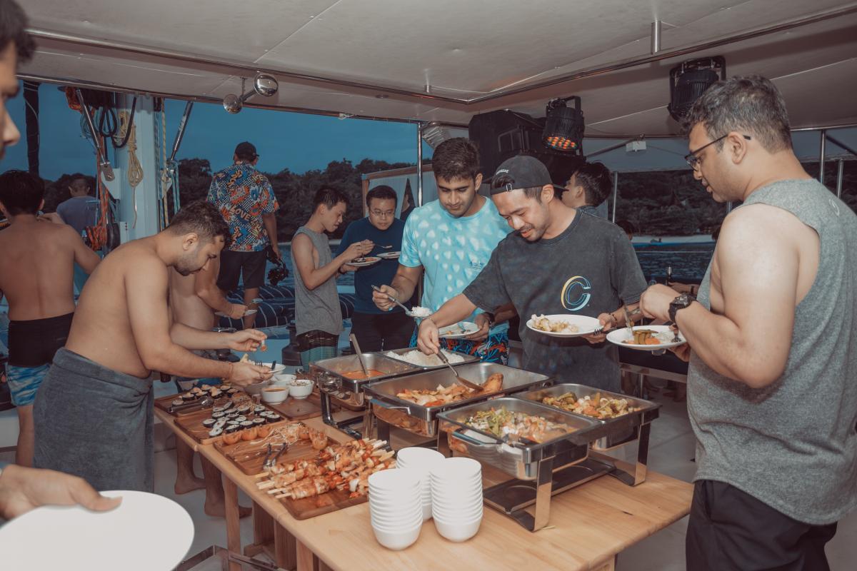 Party Catamaran 75ft