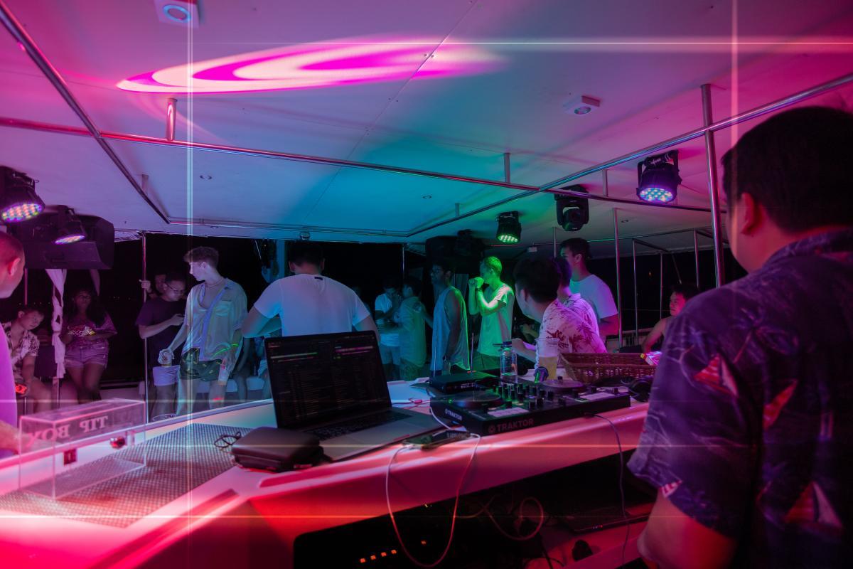 Party Catamaran 75ft