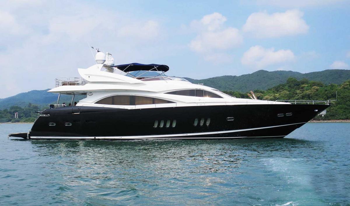 Sunseeker 90ft