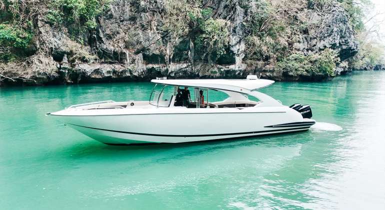 Luxury Sport Cruiser 42ft