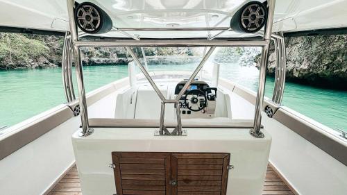 Luxury Sport Cruiser 42ft