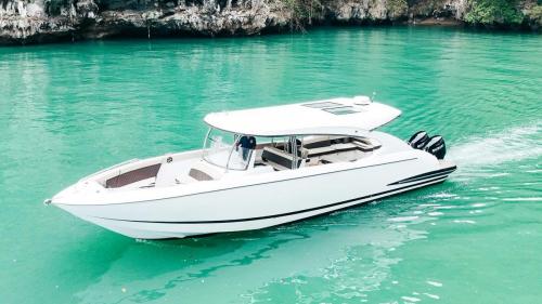 Luxury Sport Cruiser 42ft