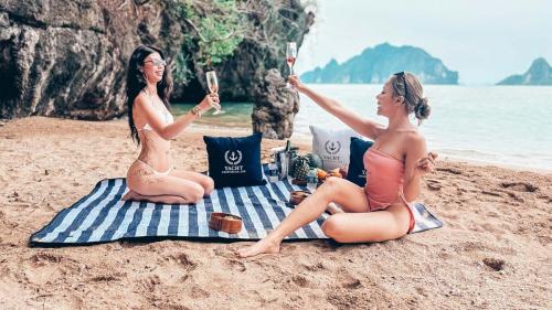 Luxury Sport Cruiser 42ft