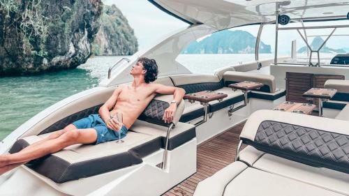 Luxury Sport Cruiser 42ft