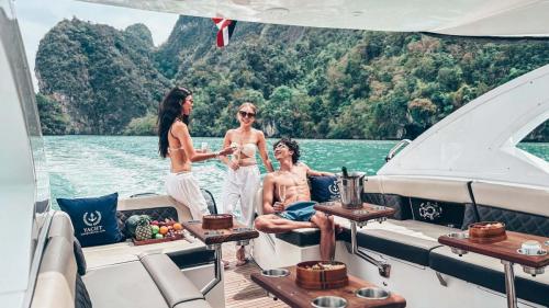 Luxury Sport Cruiser 42ft