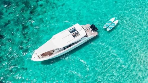 Luxury Sport Cruiser 42ft