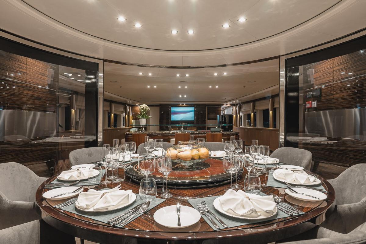 150ft Astondoa Yacht