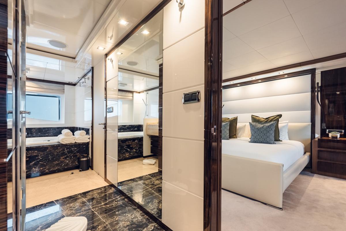 150ft Astondoa Yacht