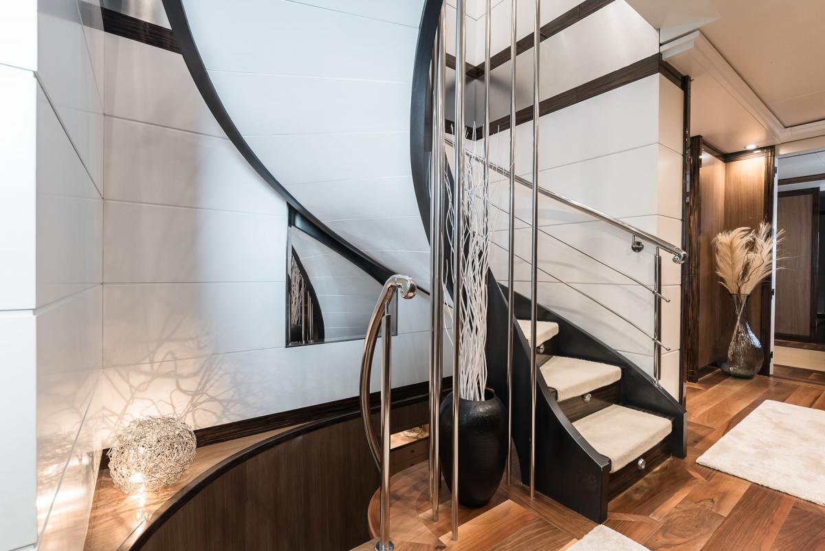 150ft Astondoa Yacht