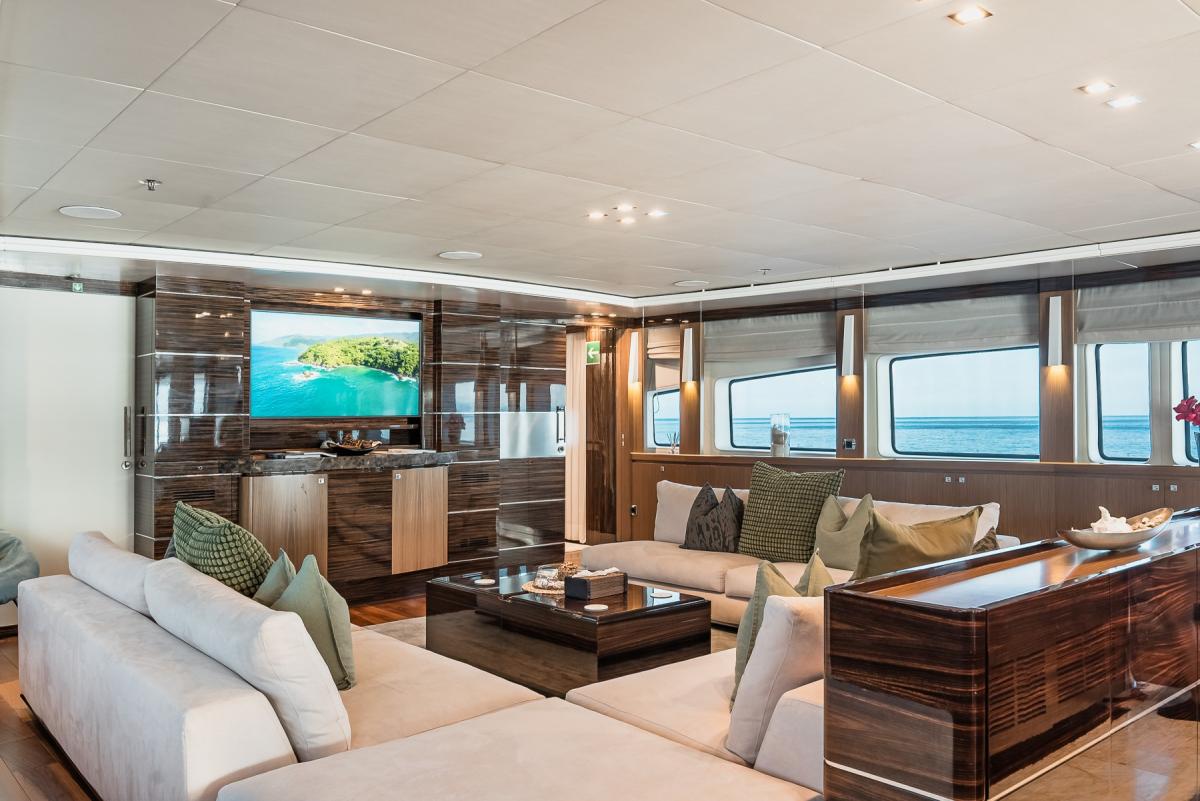 150ft Astondoa Yacht