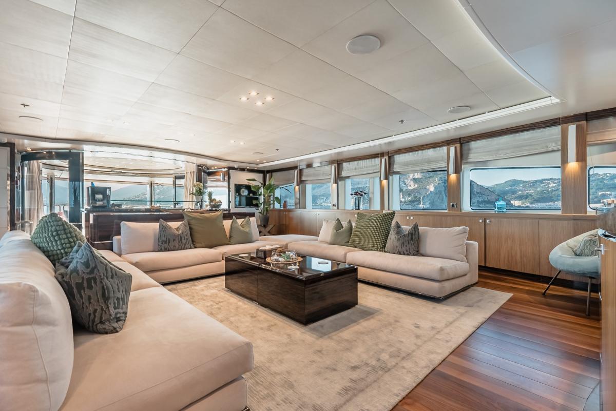 150ft Astondoa Yacht