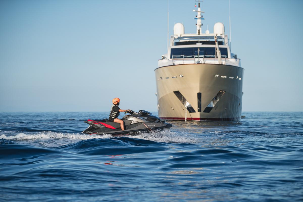 150ft Astondoa Yacht