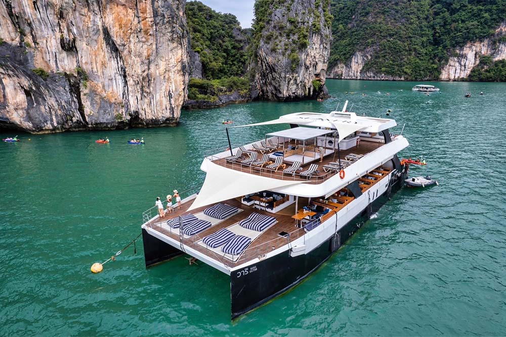 Party Catamaran 111ft